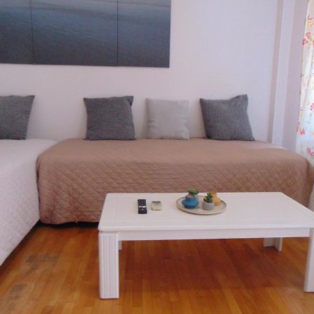 Lovely Equipped Apartment In Kallithea Атина Екстериор снимка