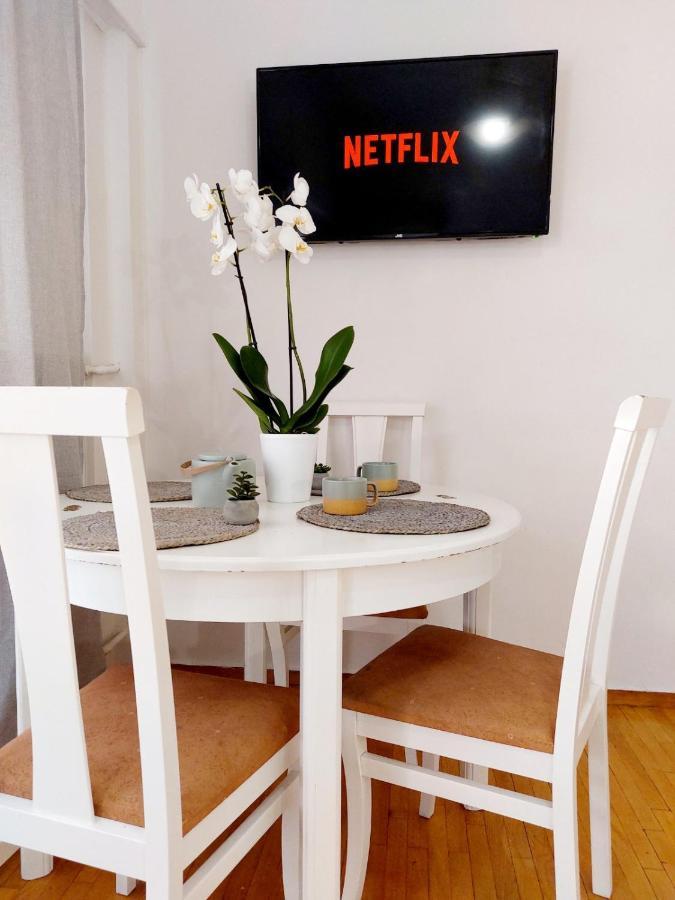 Lovely Equipped Apartment In Kallithea Атина Екстериор снимка