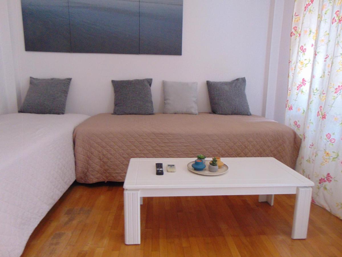 Lovely Equipped Apartment In Kallithea Атина Екстериор снимка